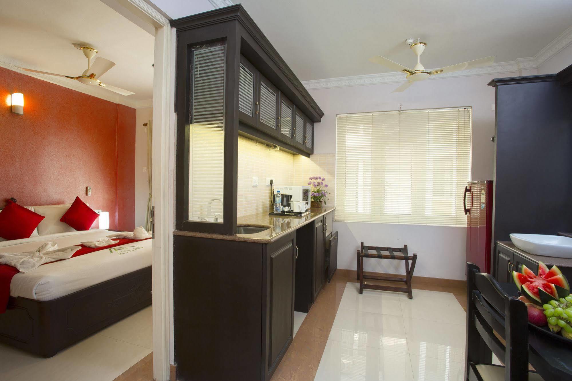 Atlas Airport Hotel Apartment Nedumbassery Eksteriør billede
